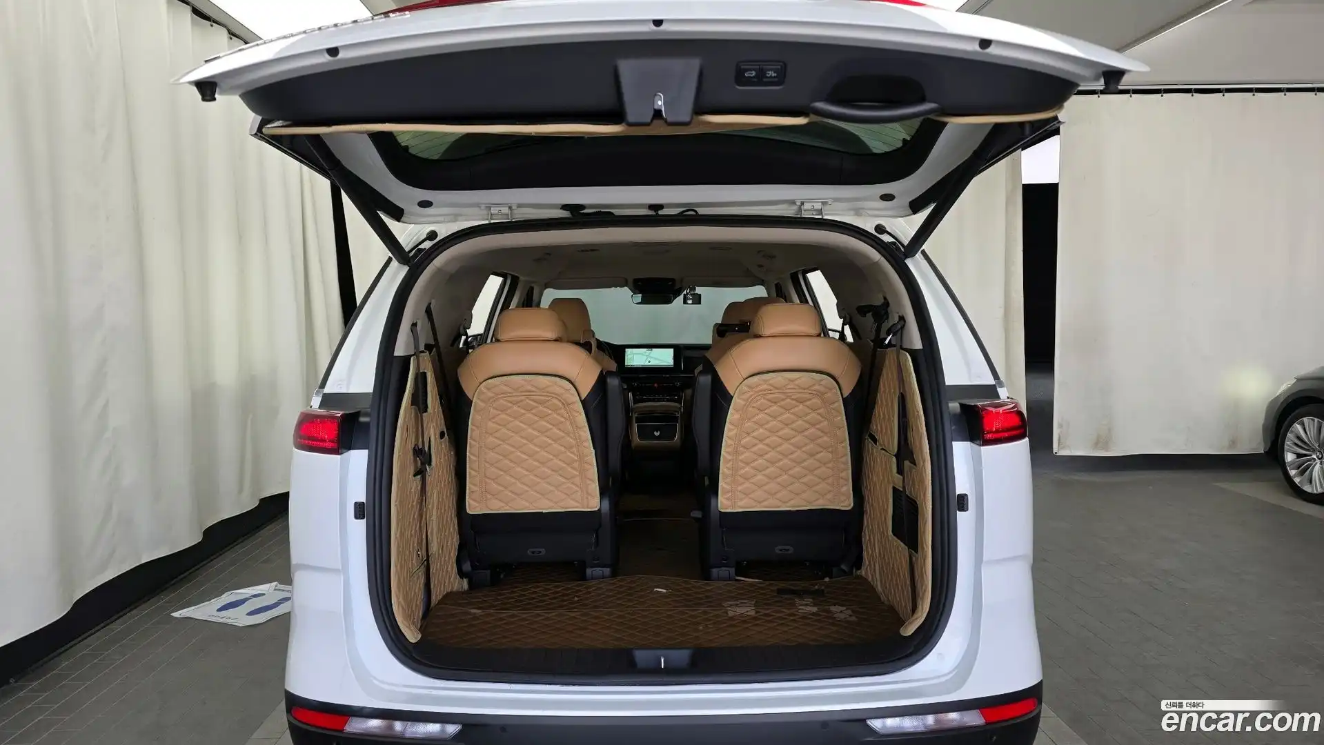 Canival Kia 2021.4-OPTION-024