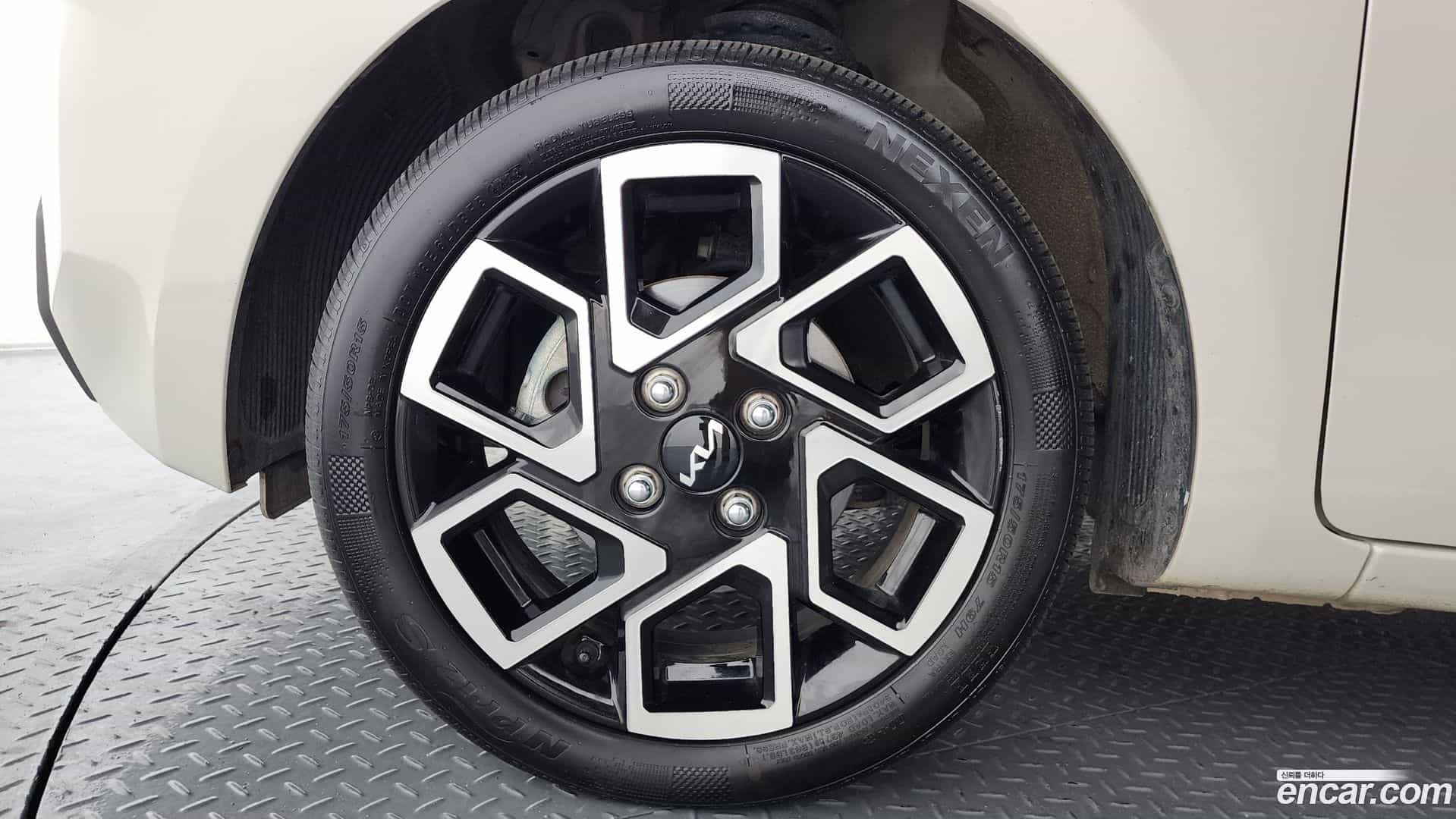 RAY Kia 2024.0-OUTER-005