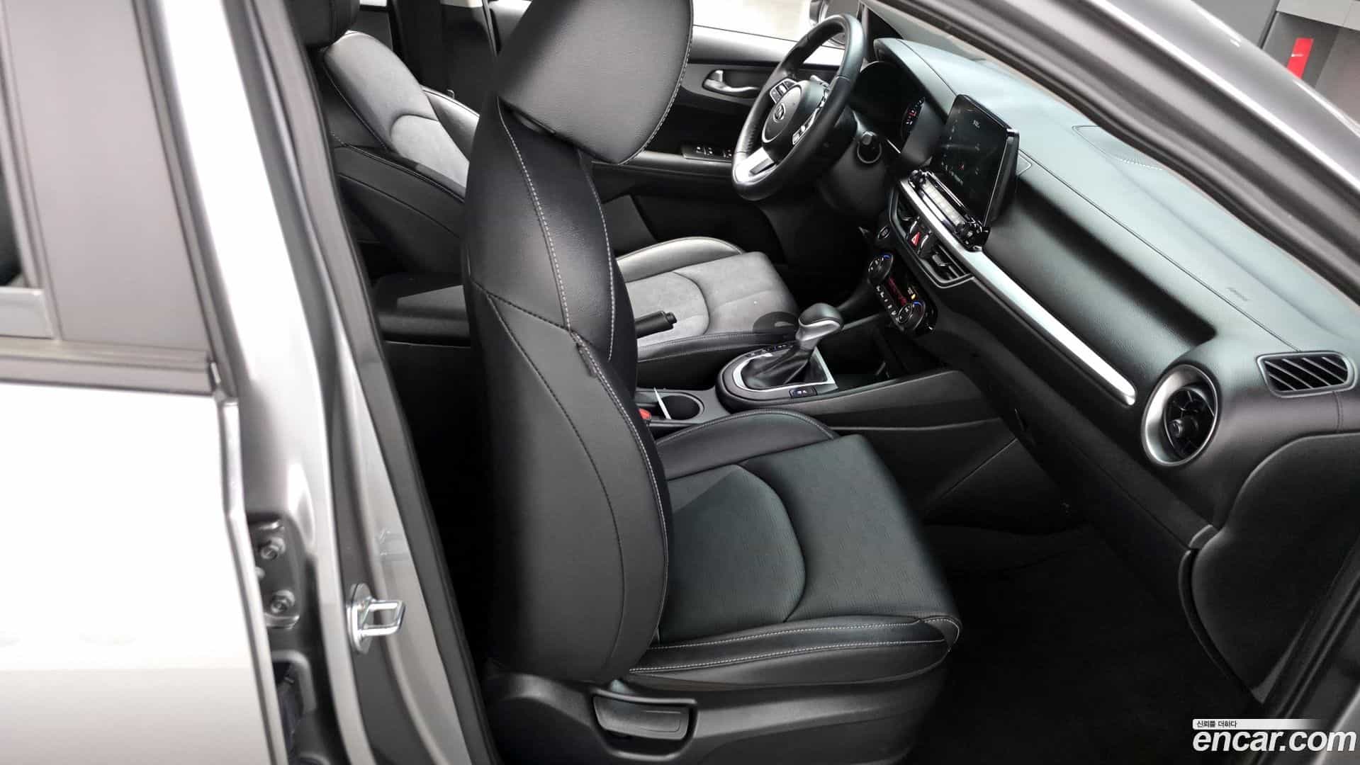 K3 Kia 2021.1-OPTION-015