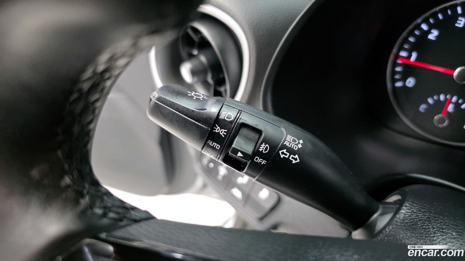 Main__Slider__Photo:K3 Kia 2021.1-14