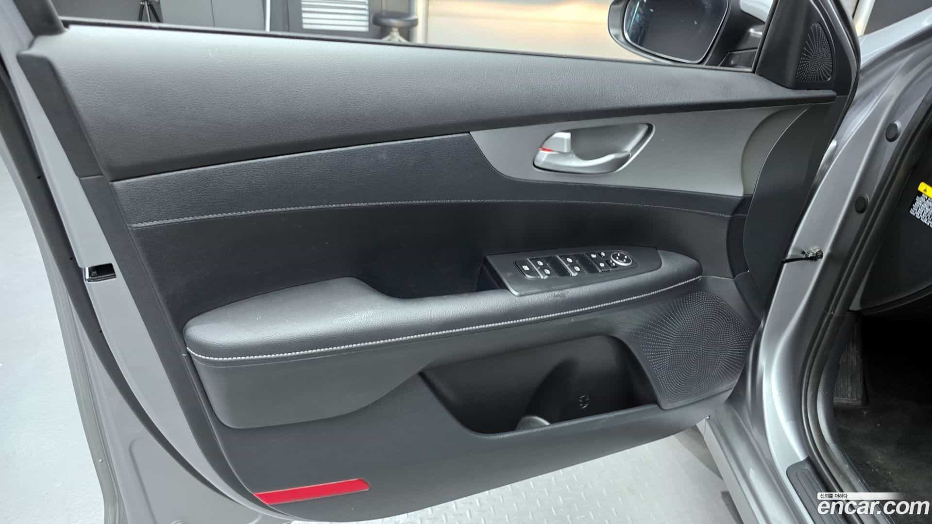 K3 Kia 2021.1-INNER-034