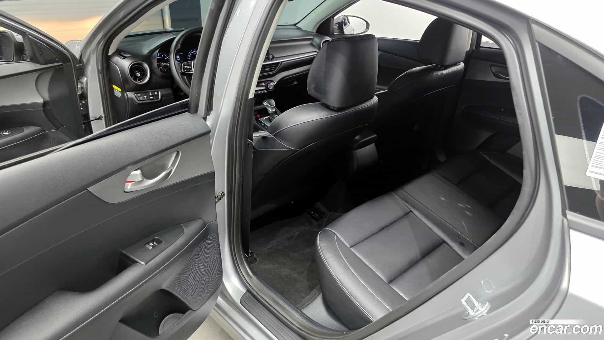K3 Kia 2021.1-INNER-036