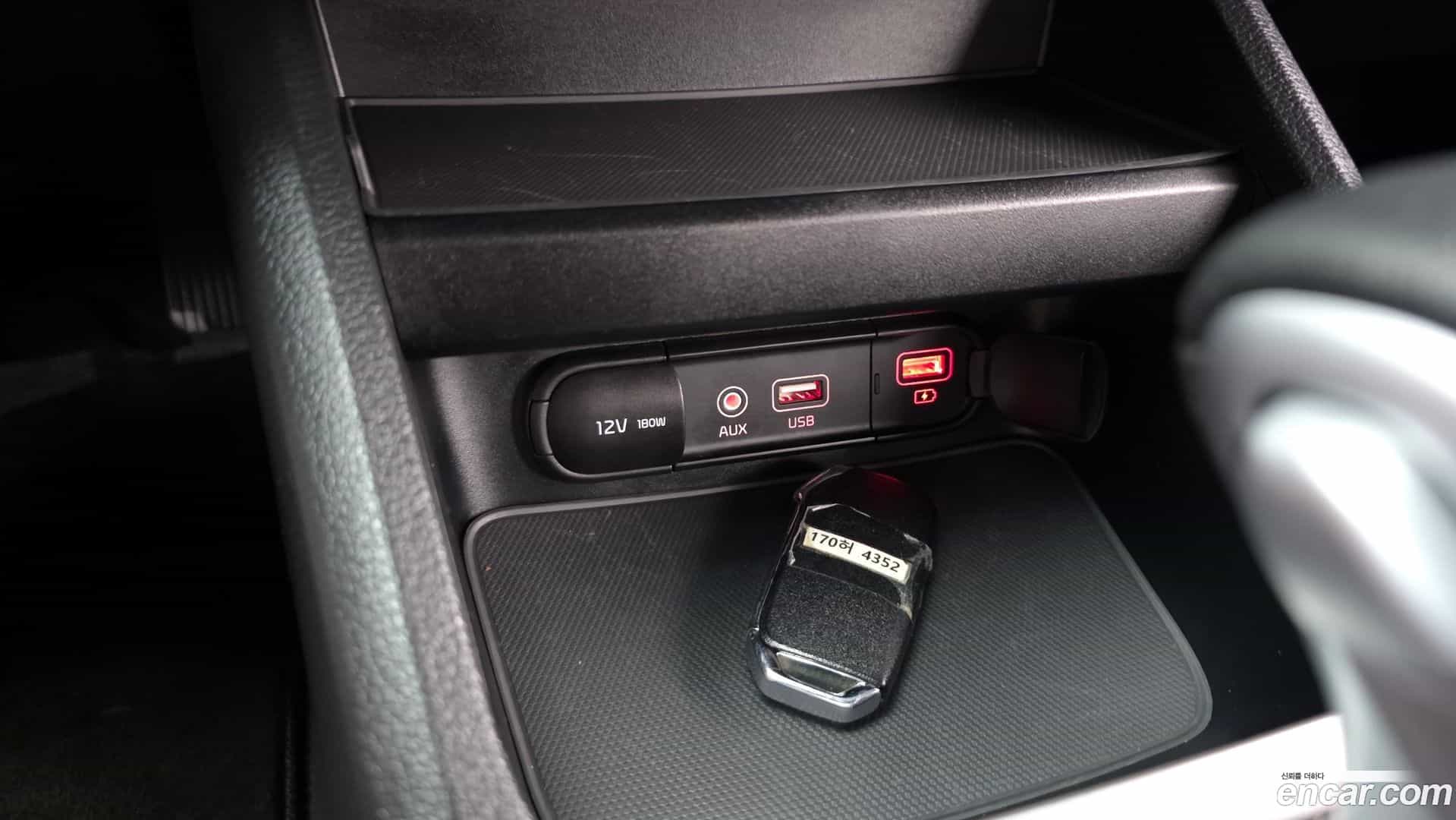 K3 Kia 2021.1-OPTION-041