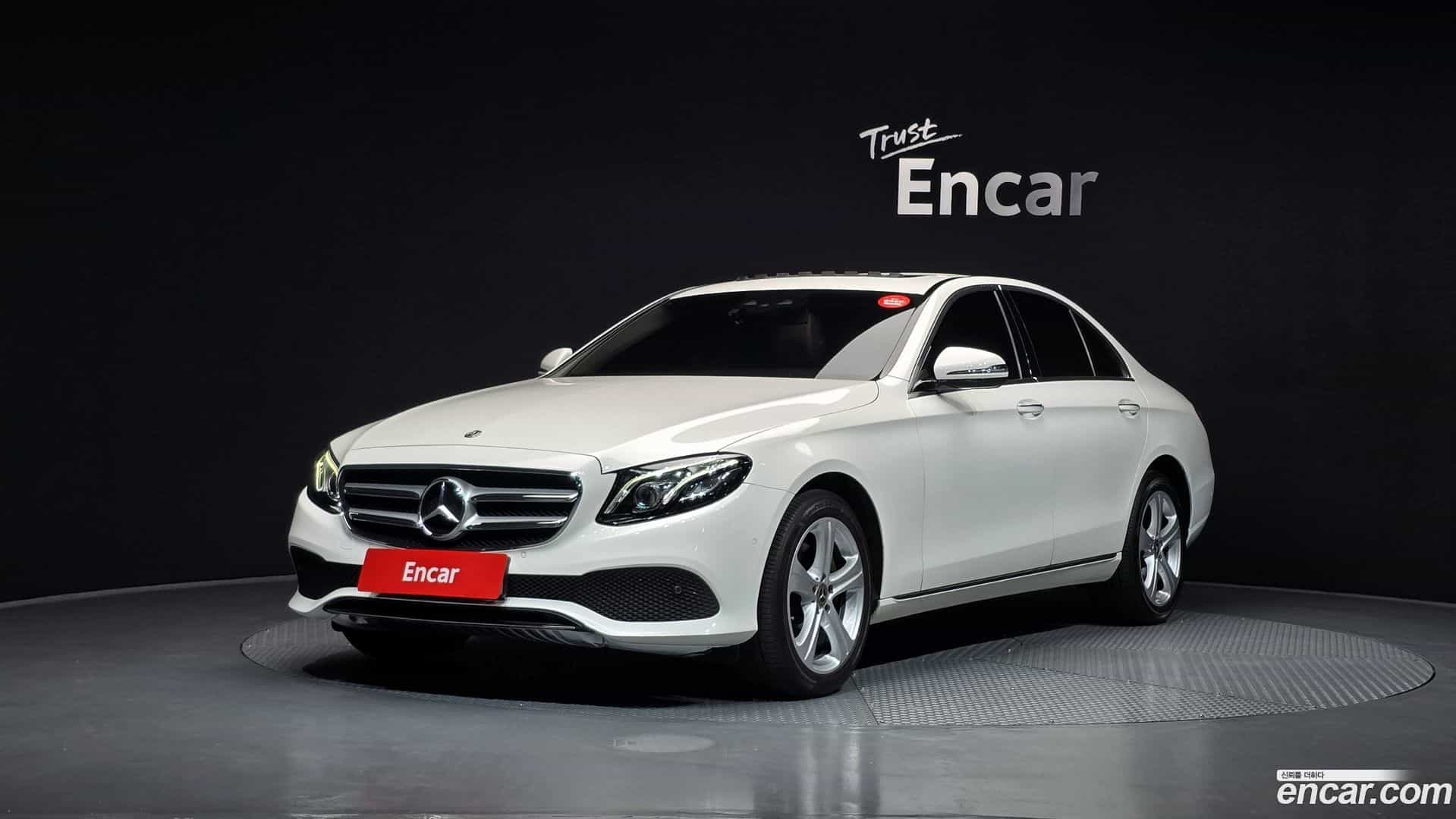 E-Class Mercedes-Benz 2018.5-OUTER-001