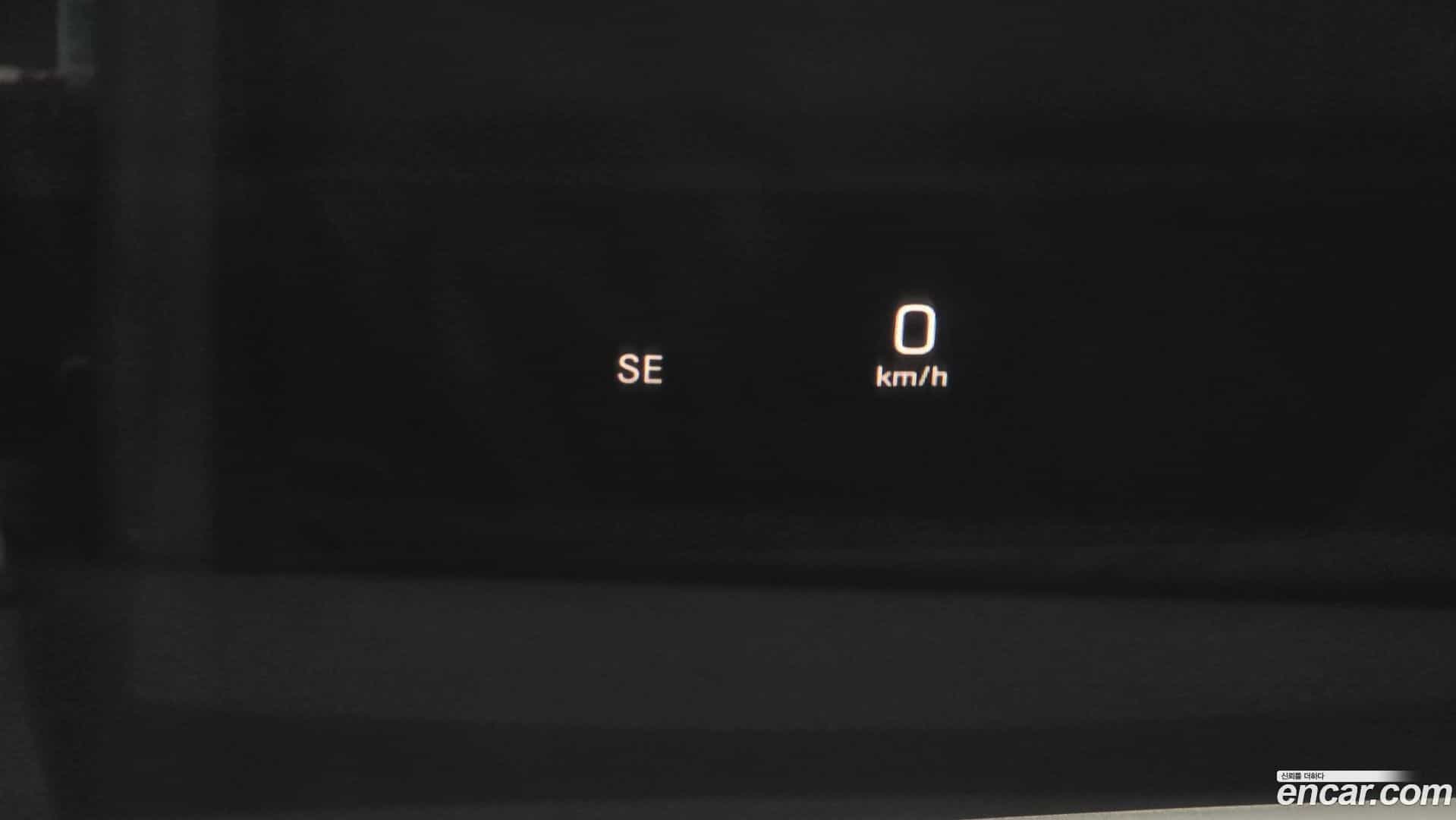 E-Class Mercedes-Benz 2018.5-OPTION-021