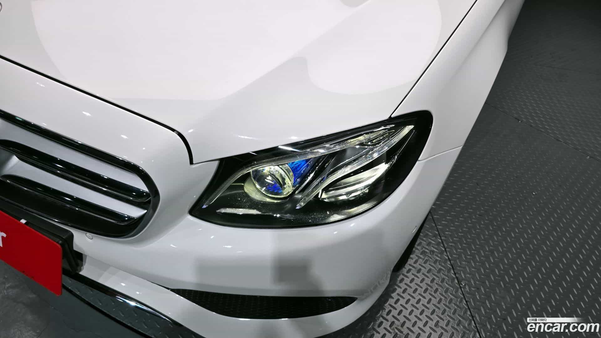 E-Class Mercedes-Benz 2018.5-OUTER-032