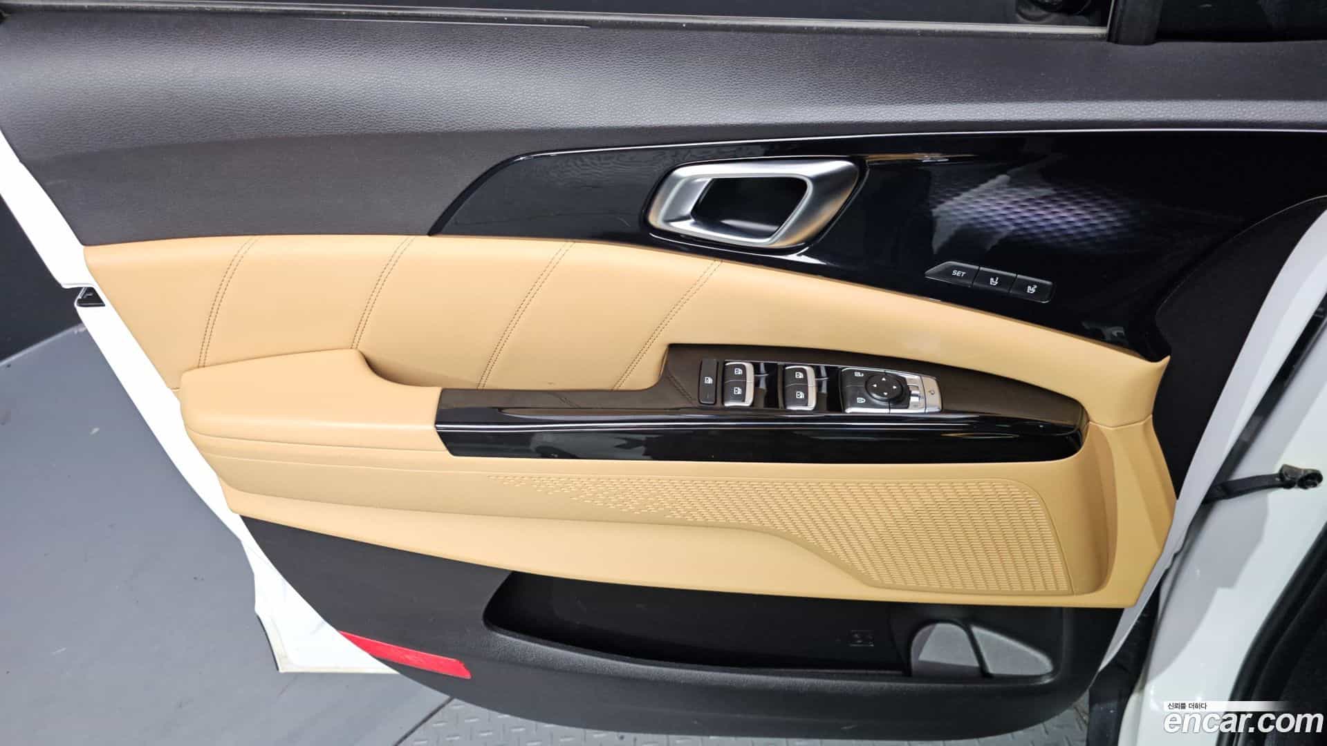 Canival Kia 2022.0-INNER-034