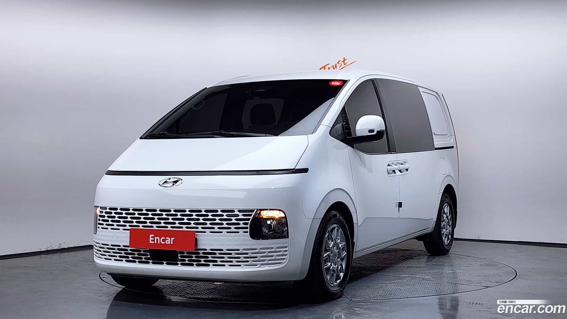 Staria Hyundai 2022.4-OUTER-001