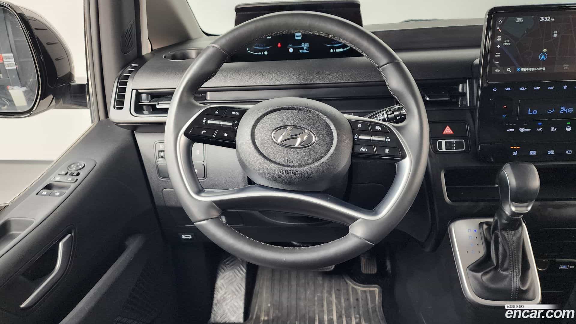 Staria Hyundai 2022.4-OPTION-017