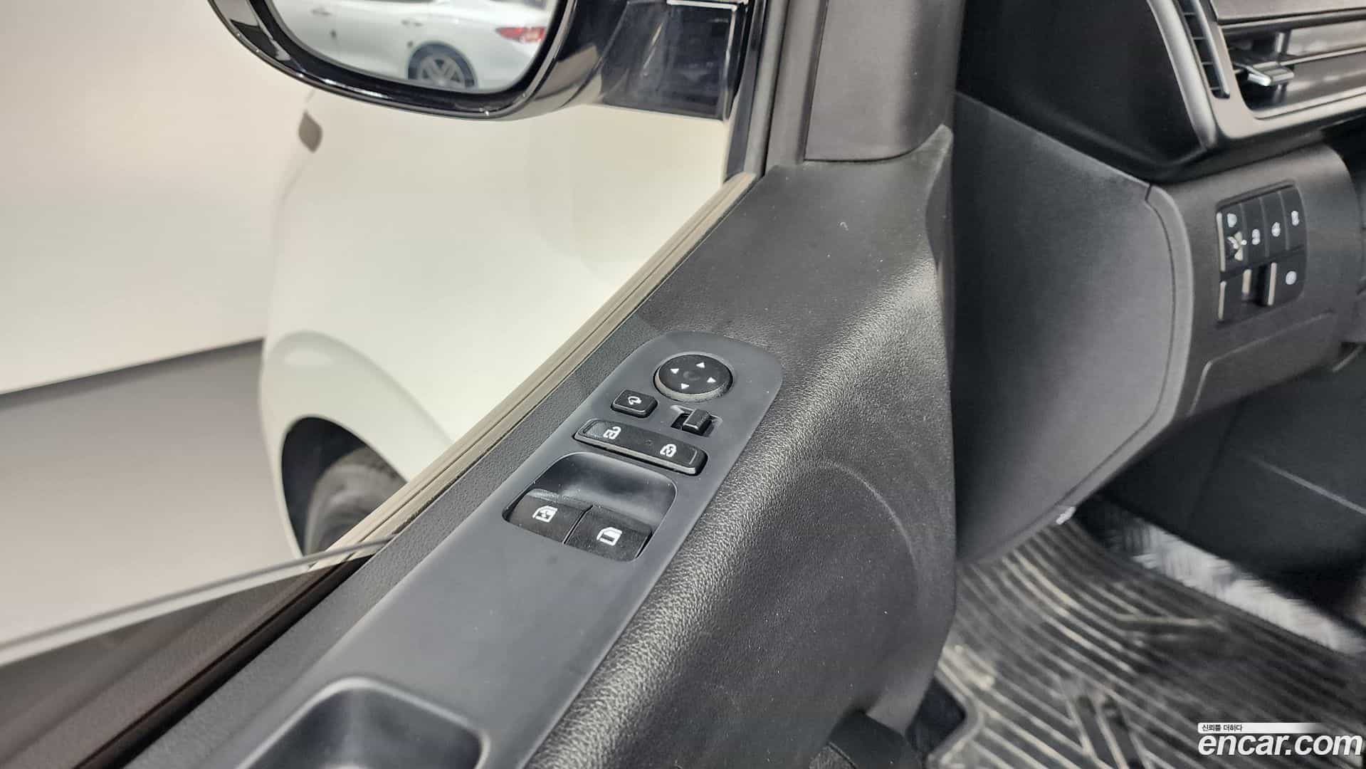 Staria Hyundai 2022.4-OPTION-042