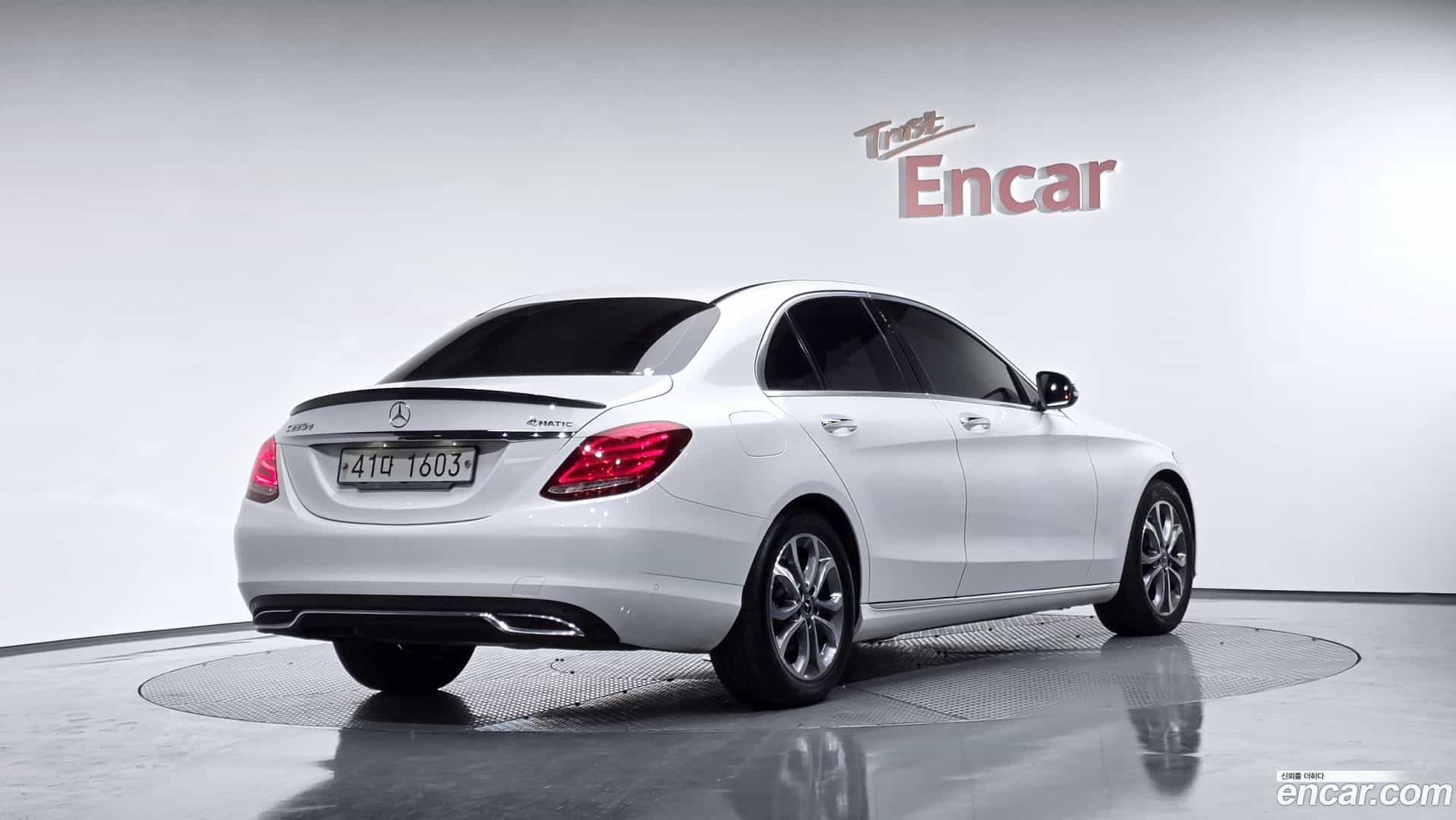 C-Class Mercedes-Benz 2017.7-OUTER-002