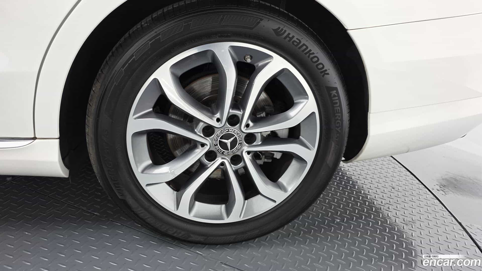 C-Class Mercedes-Benz 2017.7-OUTER-031