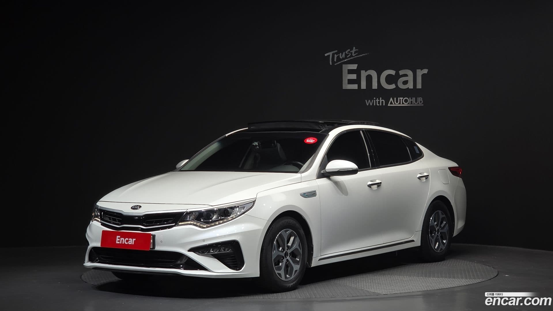 Main__Slider__Photo:K5 Kia 2019.2-0