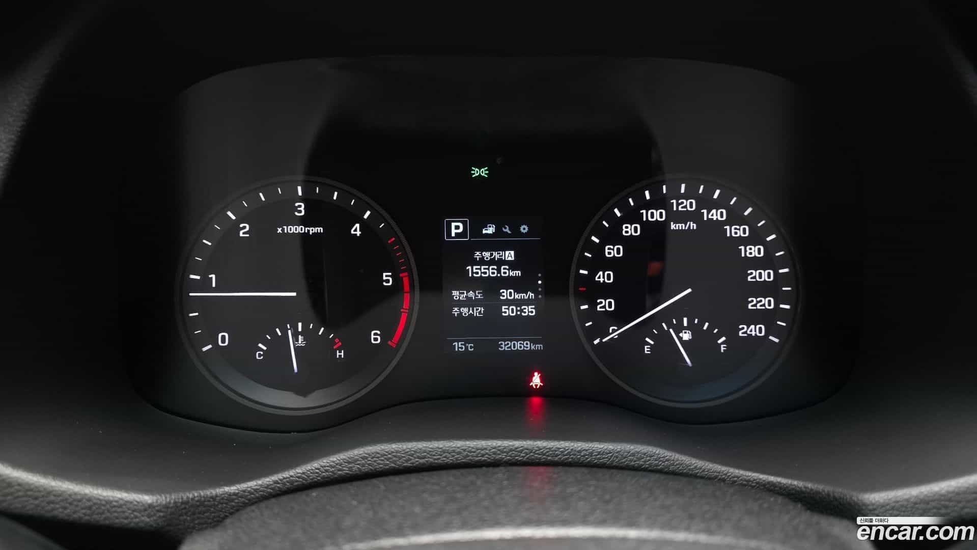 Tucson Hyundai 2015.7-INNER-008