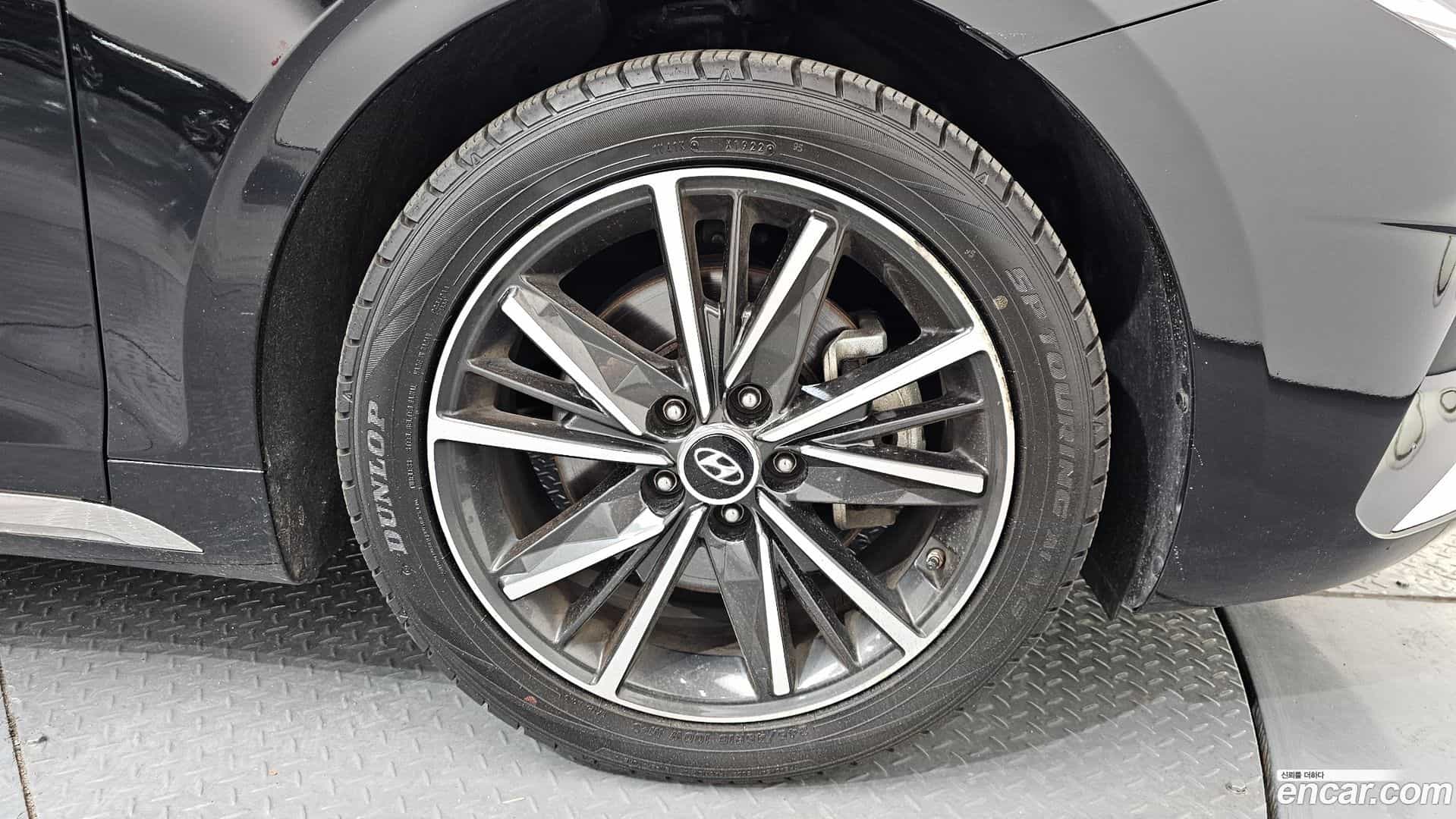 Grandeur Hyundai 2022.1-OUTER-031
