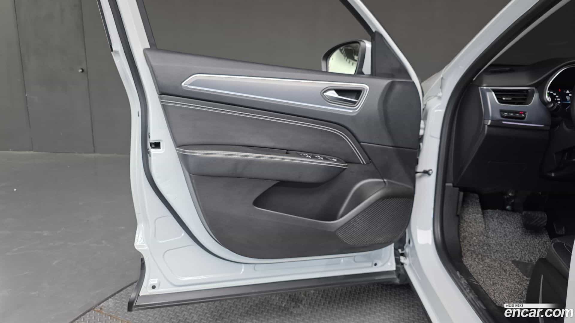 XM3 Renault Korea 2022.7-INNER-034