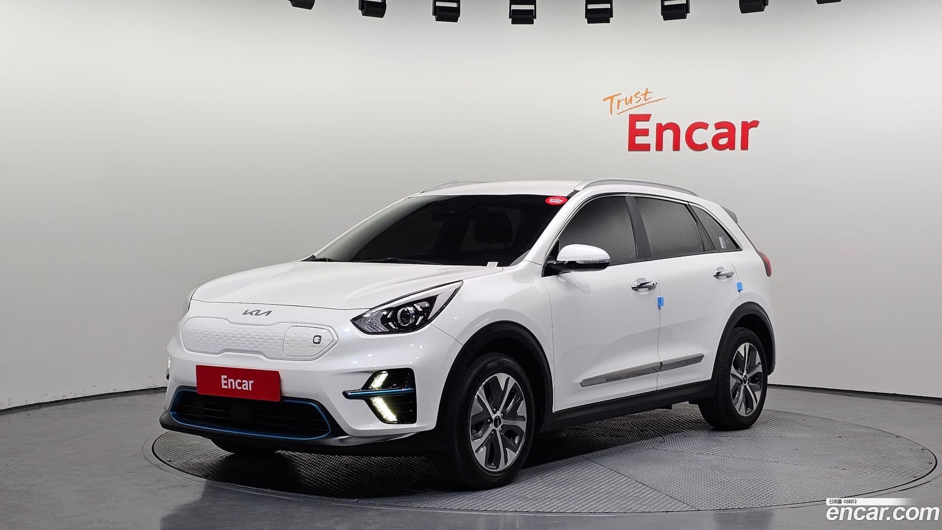 Main__Slider__Photo:Niro Kia 2021.7-0