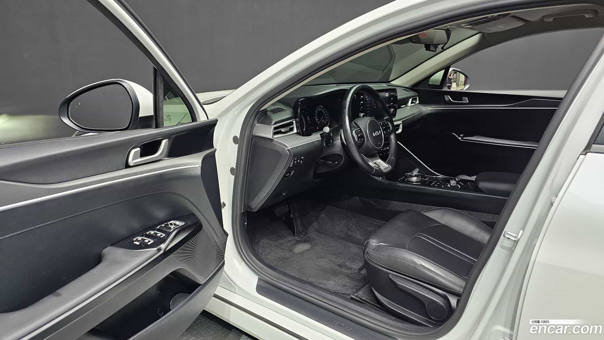 K5 Kia 2022.2-INNER-010