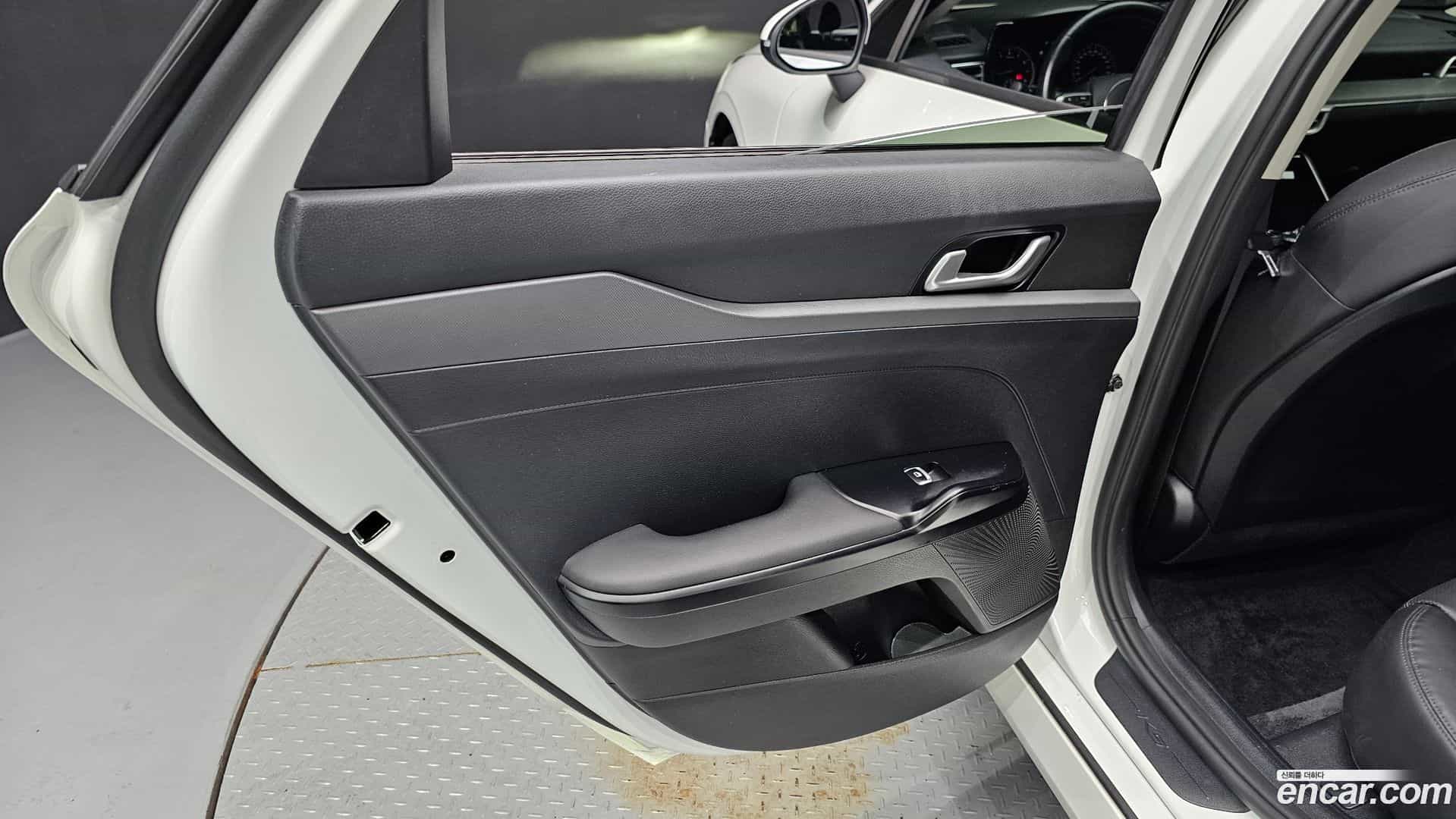 K5 Kia 2022.2-INNER-035