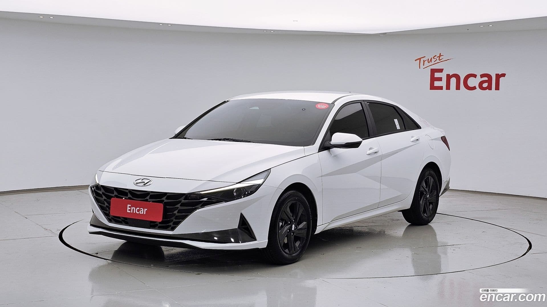 Main__Slider__Photo:AVANTE Hyundai 2022.6-0