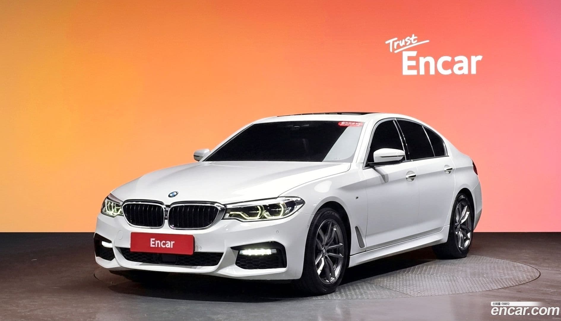 Main__Slider__Photo:5-Series BMW 2017.9-0