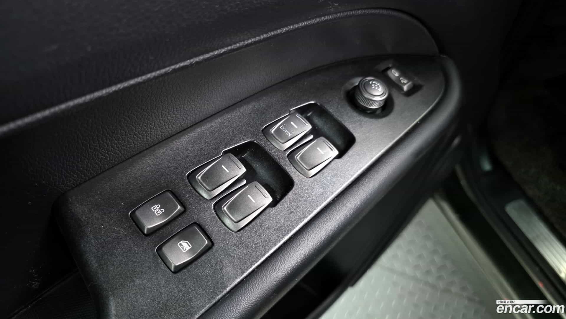 Rexton KG Mobility 2023.0-OPTION-018