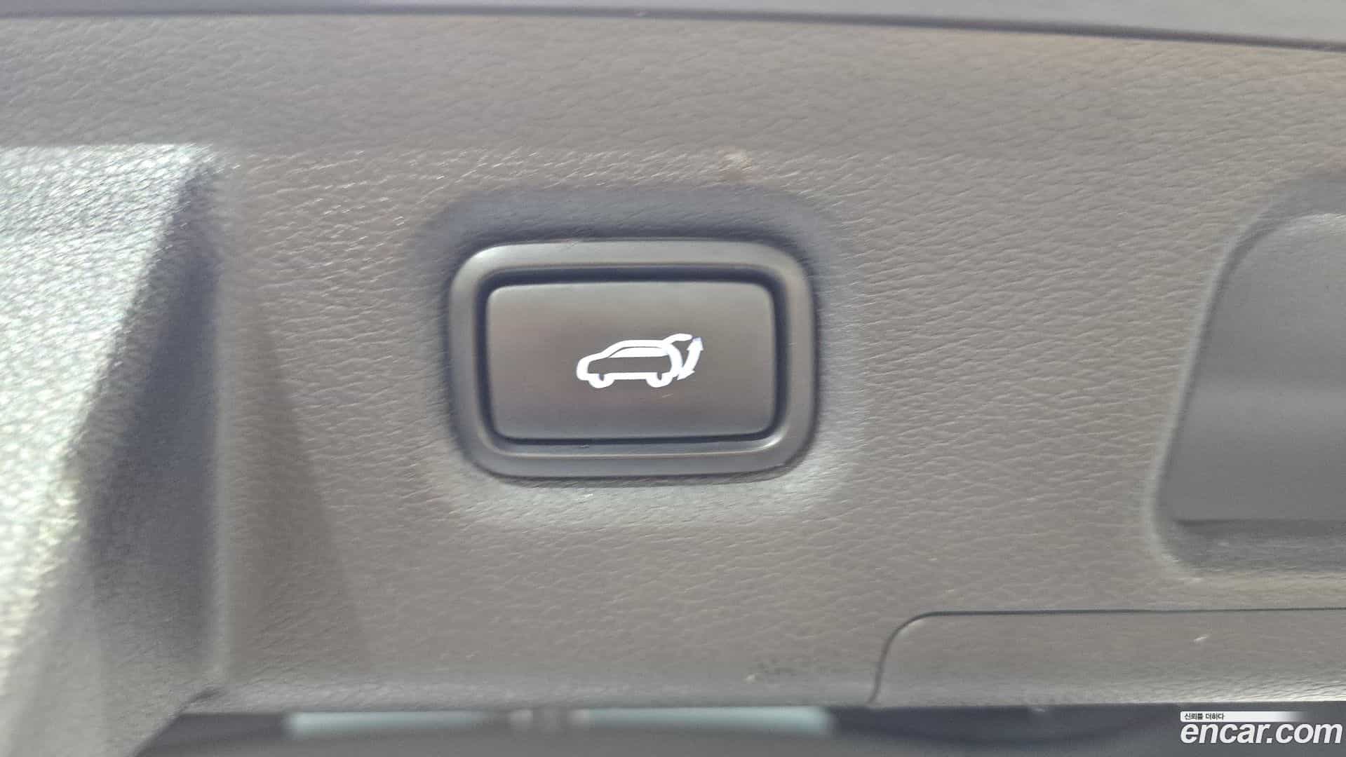 Santafe Hyundai 2020.1-OPTION-040