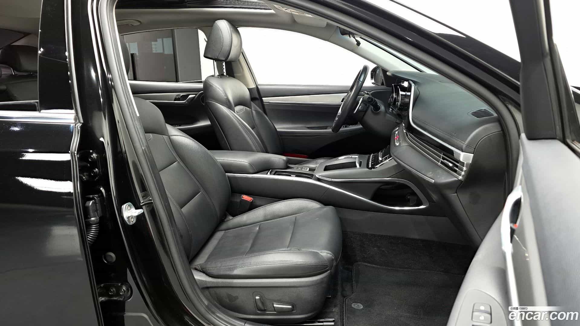 Grandeur Hyundai 2020.7-OPTION-015