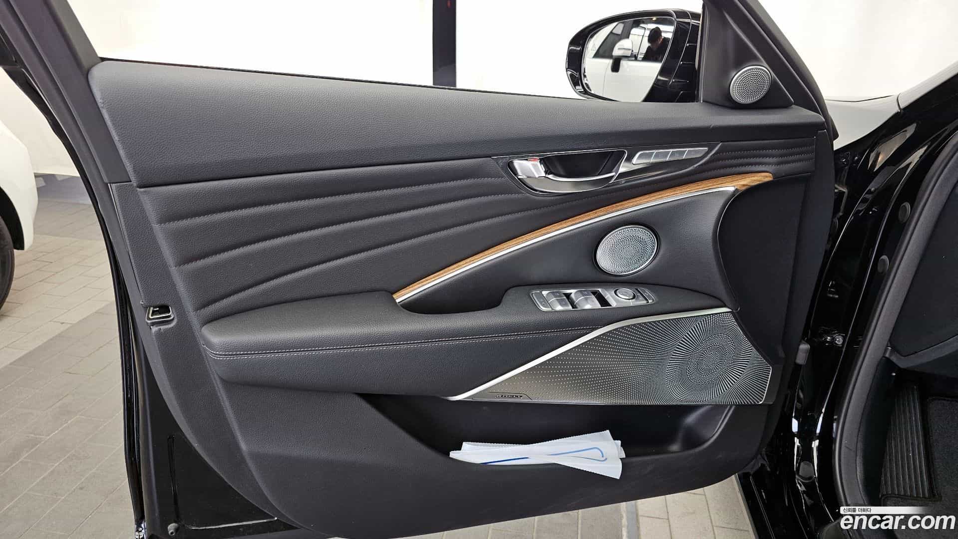K9 Kia 2022.2-INNER-034