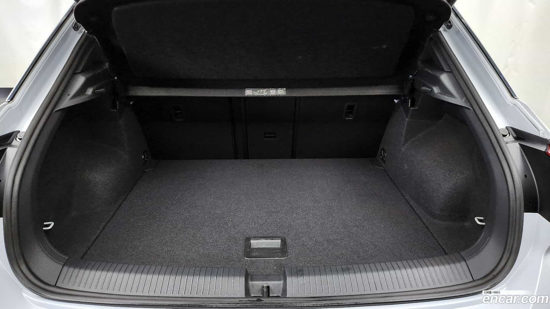 T-Roc Volkswagen 2021.1-OPTION-024
