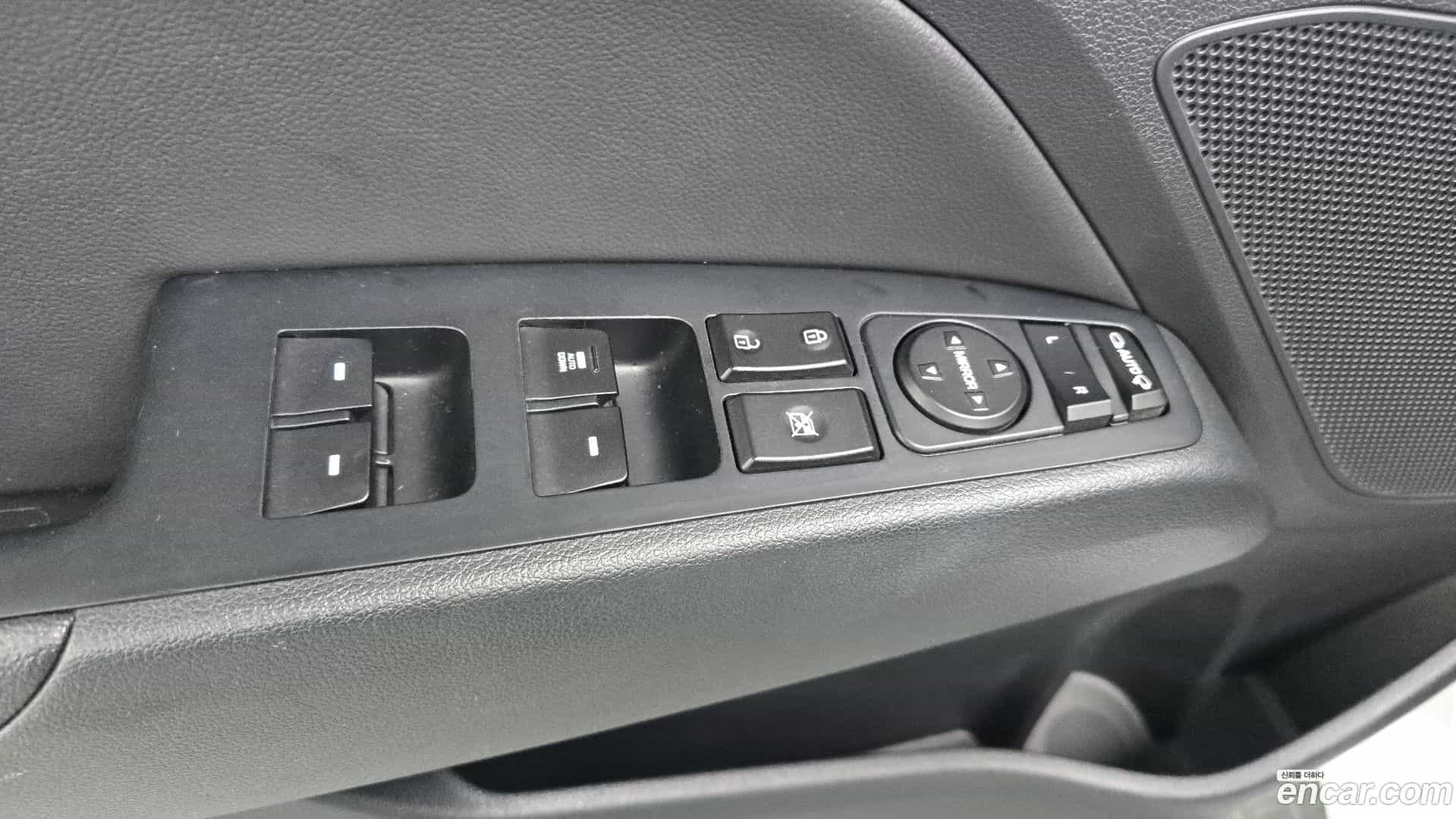 AVANTE Hyundai 2019.2-OPTION-040