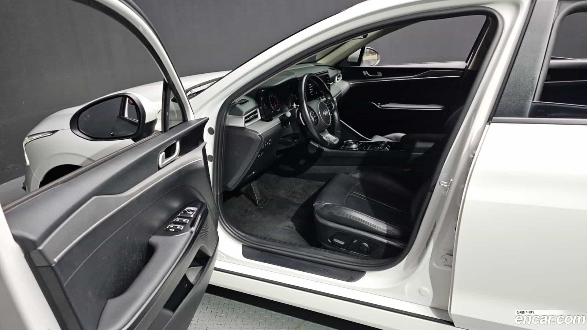 K5 Kia 2021.1-INNER-010