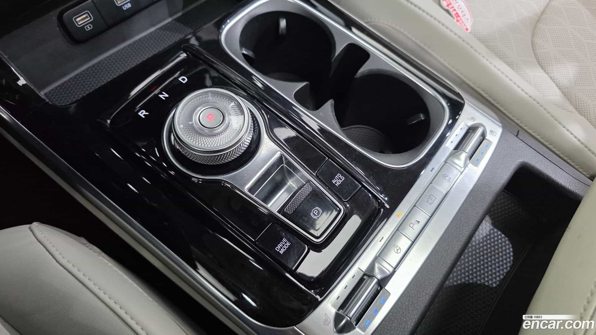 Canival Kia 2021.2-INNER-009