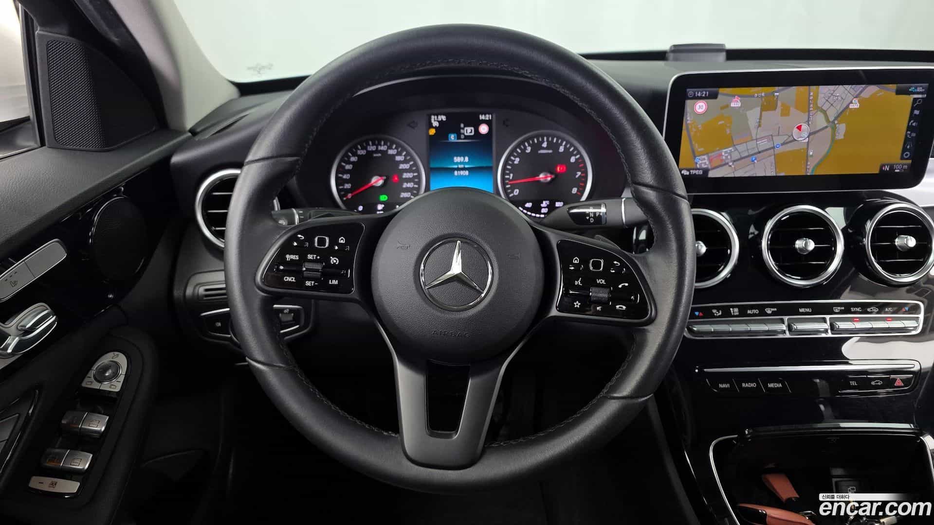 C-Class Mercedes-Benz 2020.4-OPTION-016