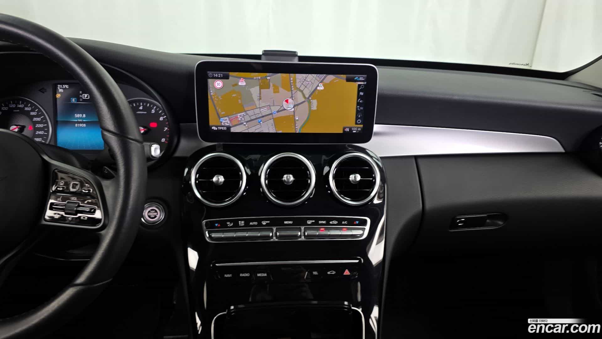 C-Class Mercedes-Benz 2020.4-OPTION-017
