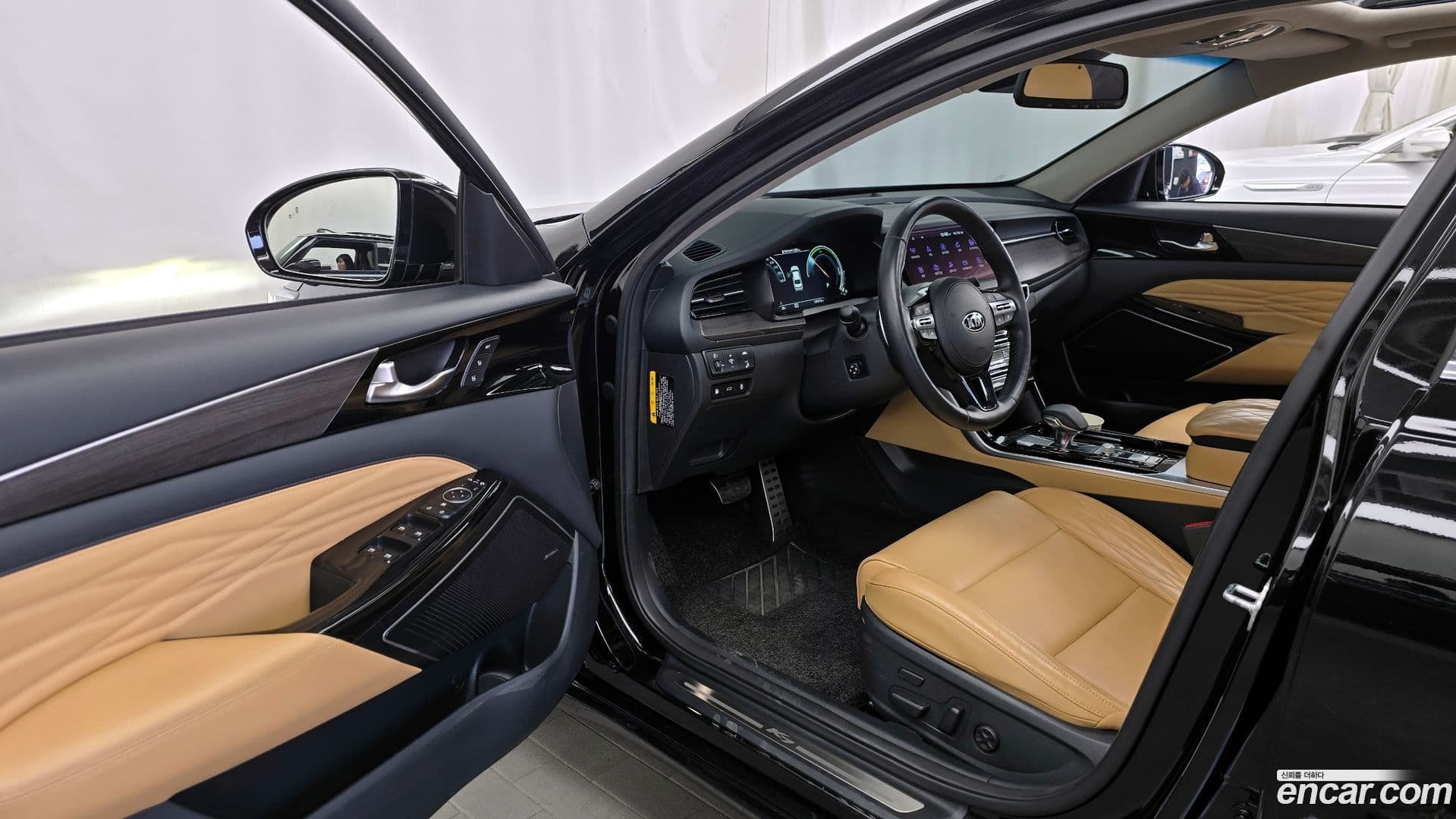 Main__Slider__Photo:K7 Kia 2019.6-9