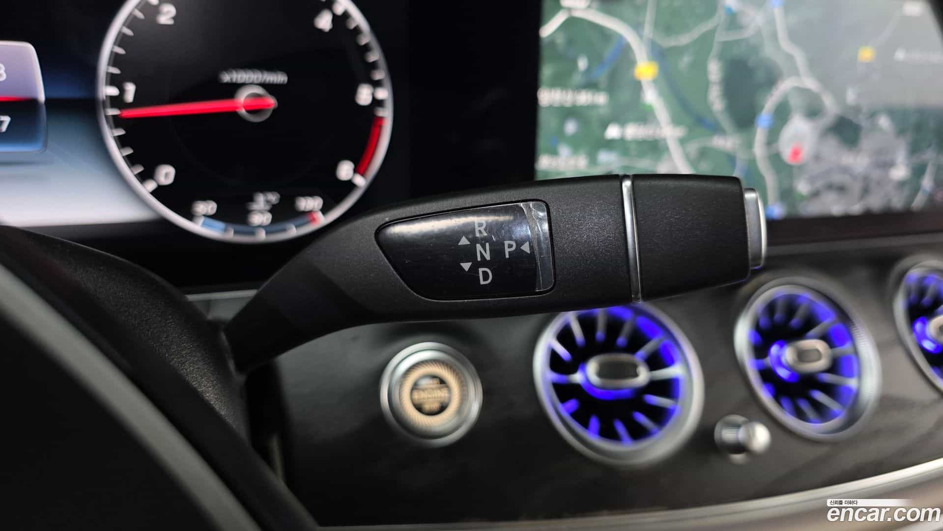 E-Class Mercedes-Benz 2018.5-INNER-009