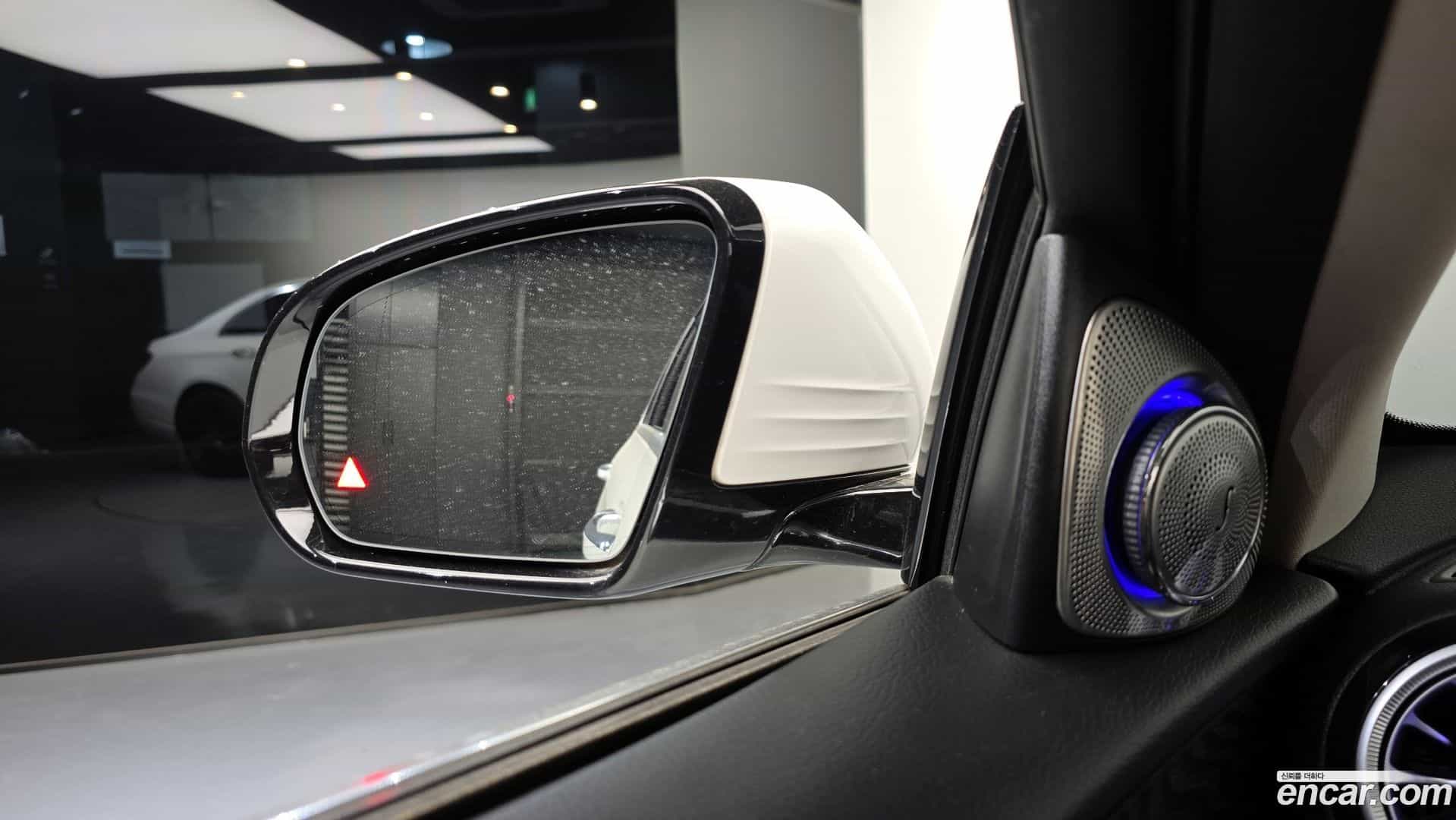 E-Class Mercedes-Benz 2018.5-OPTION-020