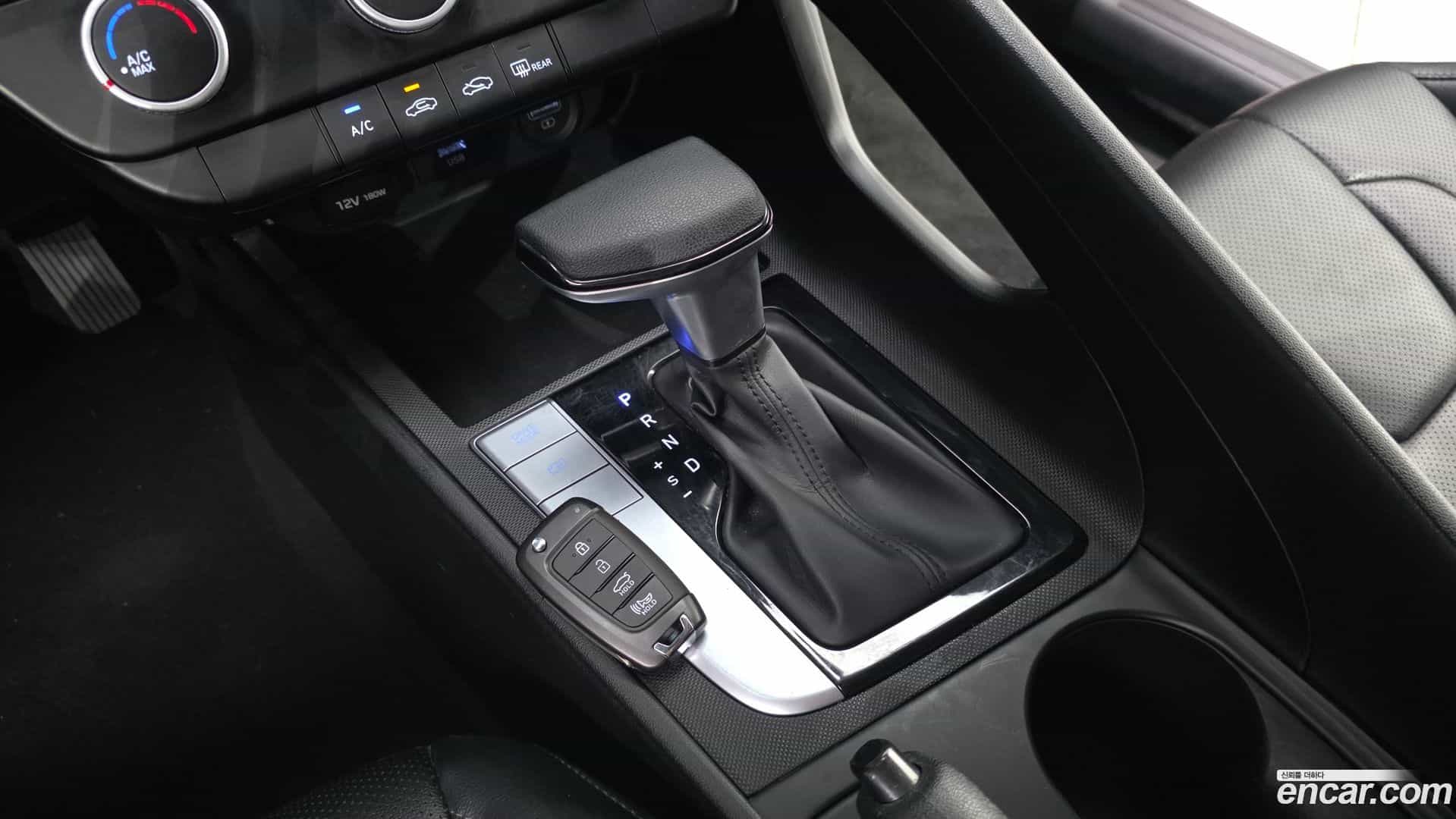 AVANTE Hyundai 2021.2-INNER-009