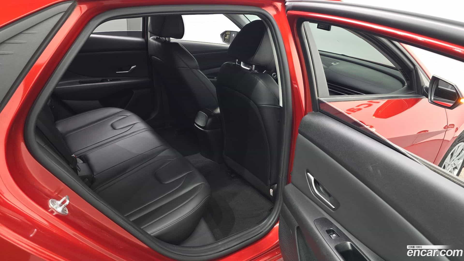 AVANTE Hyundai 2021.2-OPTION-015