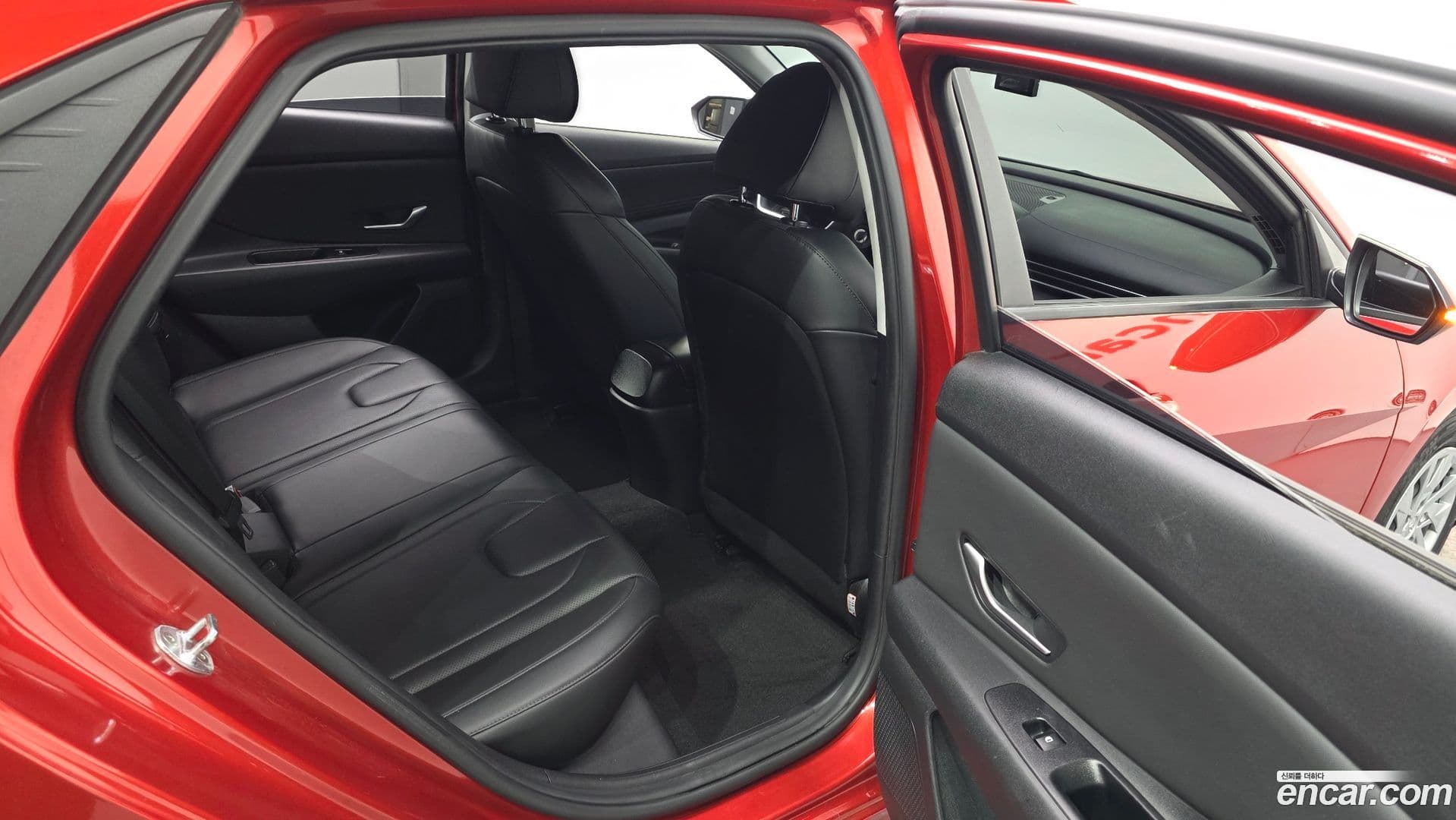 Main__Slider__Photo:AVANTE Hyundai 2021.2-10