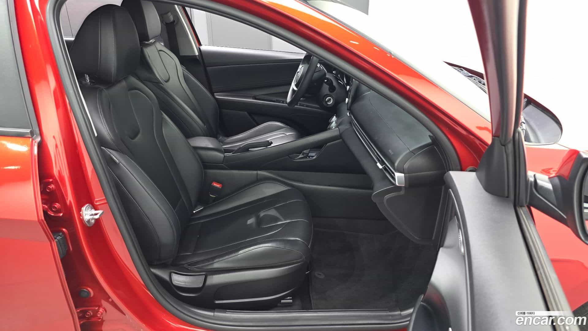 AVANTE Hyundai 2021.2-OPTION-016