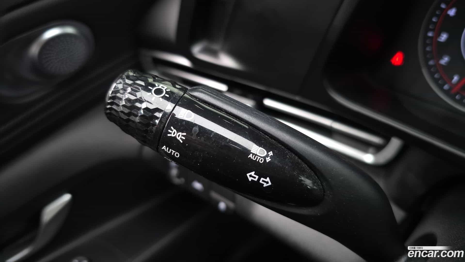 AVANTE Hyundai 2021.2-OPTION-020