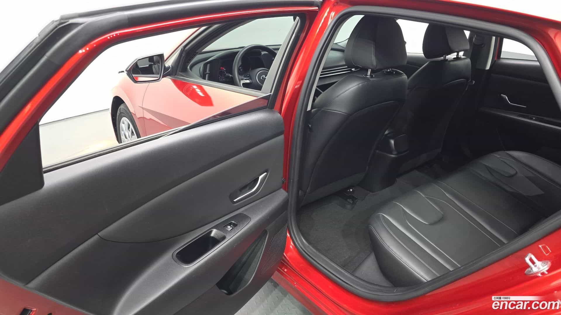 AVANTE Hyundai 2021.2-INNER-036