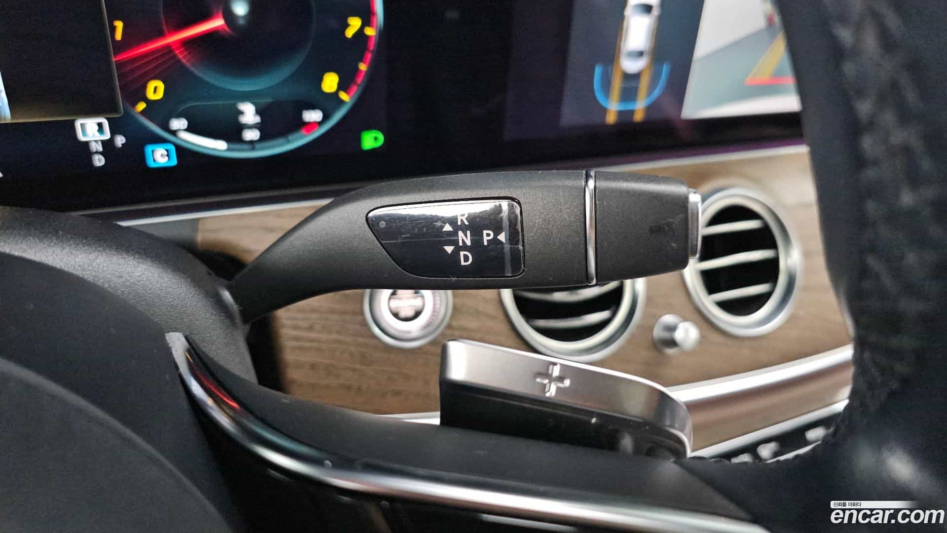 E-Class Mercedes-Benz 2021.2-INNER-009