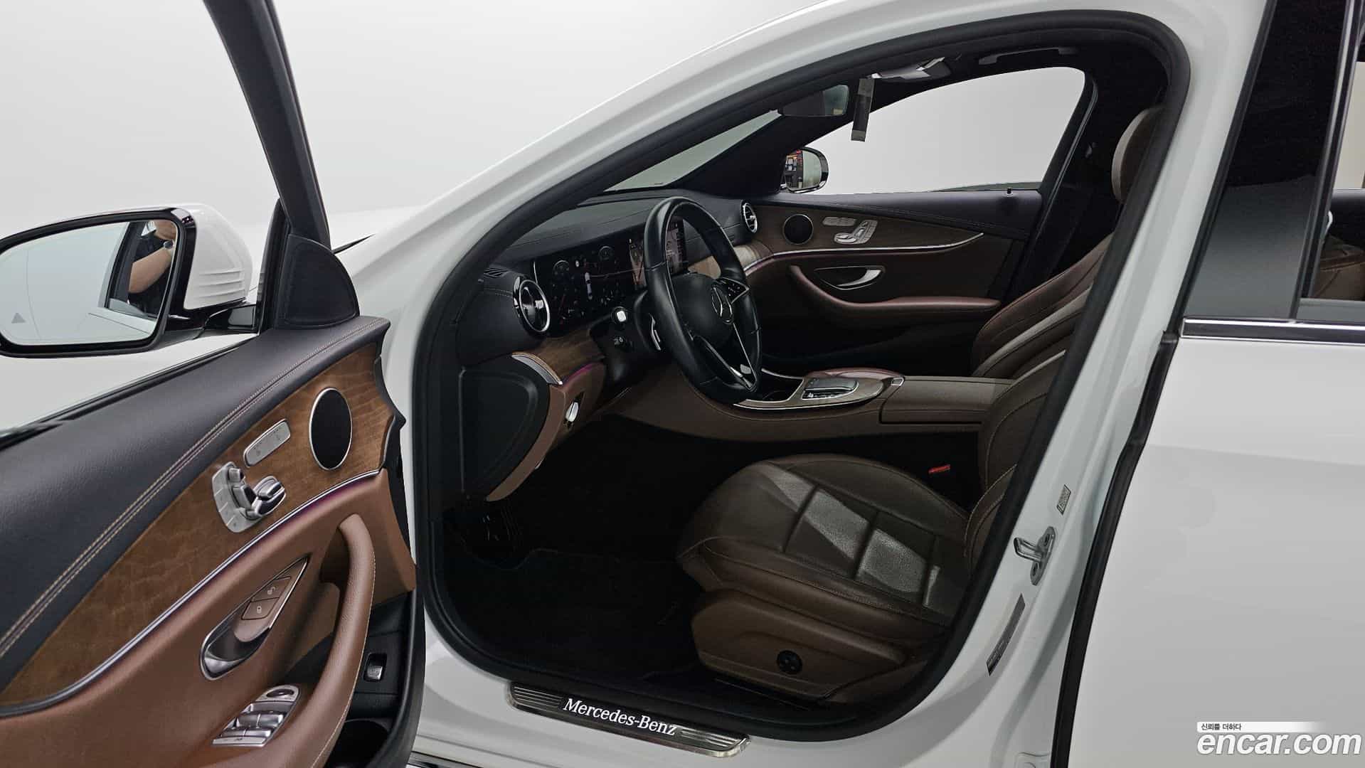 E-Class Mercedes-Benz 2021.2-INNER-010