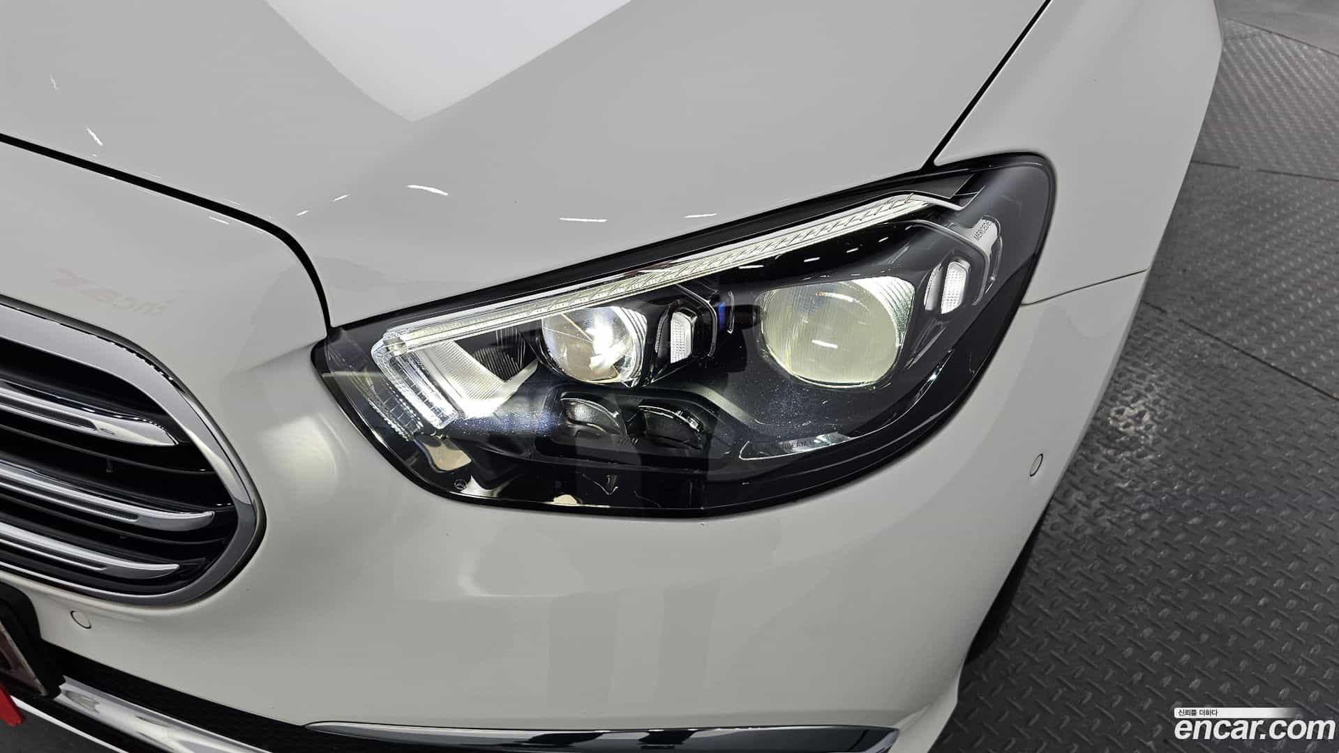 E-Class Mercedes-Benz 2021.2-OUTER-032