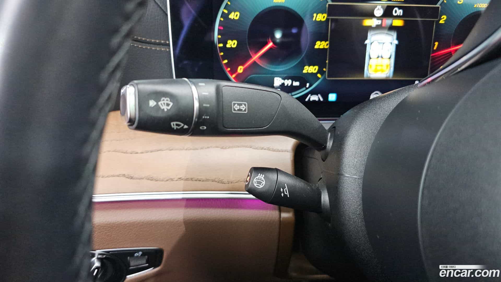 E-Class Mercedes-Benz 2021.2-OPTION-040