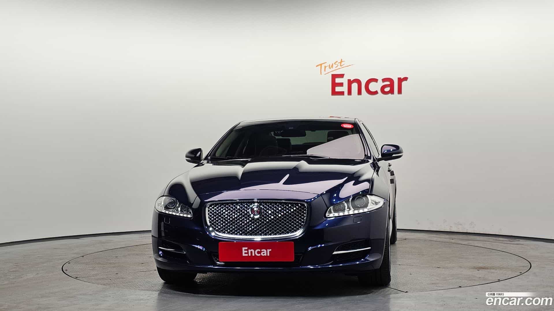 XJ Jaguar 2015.0-OUTER-003