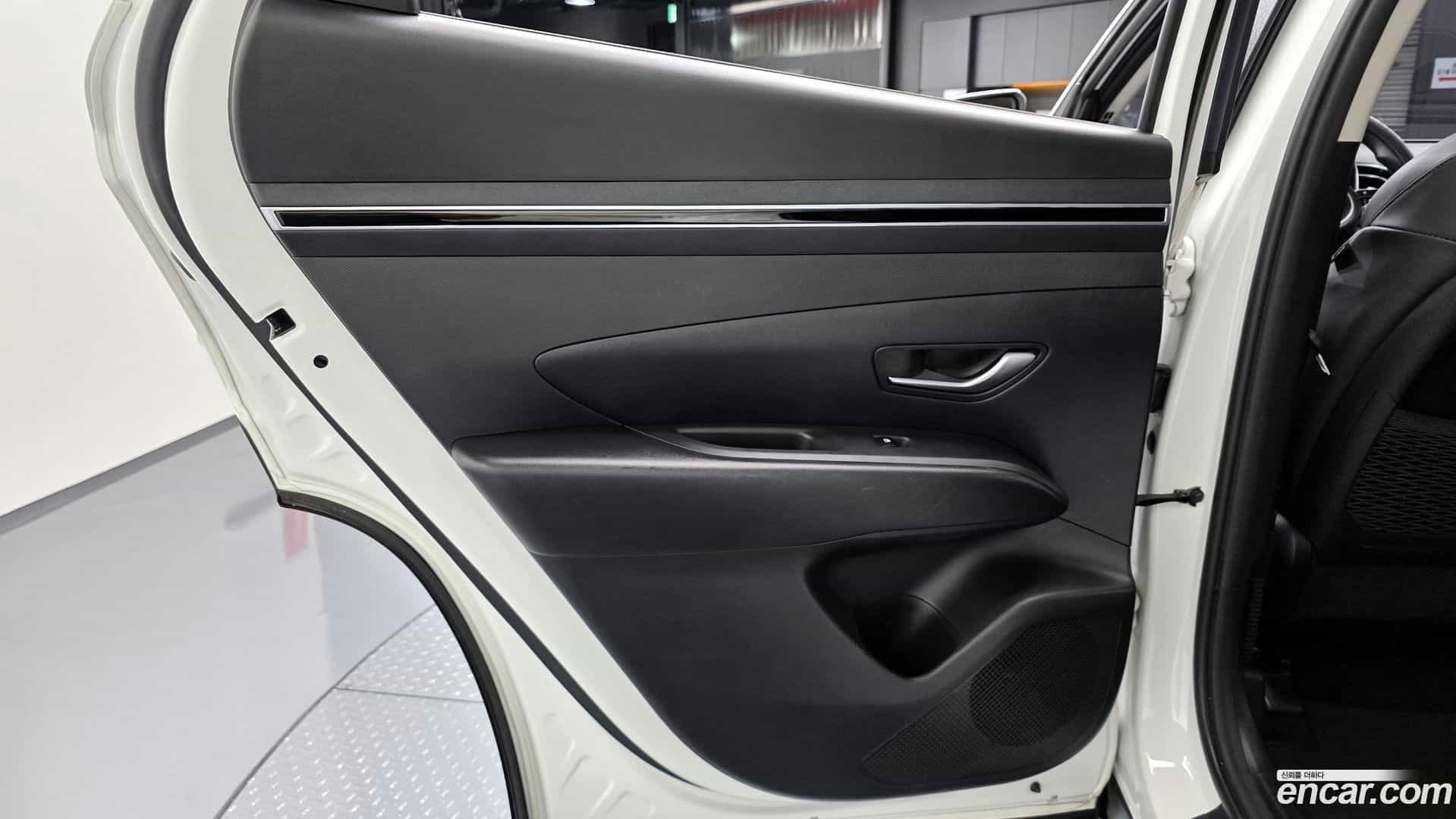 Tucson Hyundai 2022.2-INNER-035